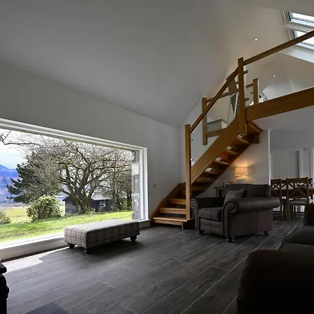 The Barn Villa Fort William Exterior photo