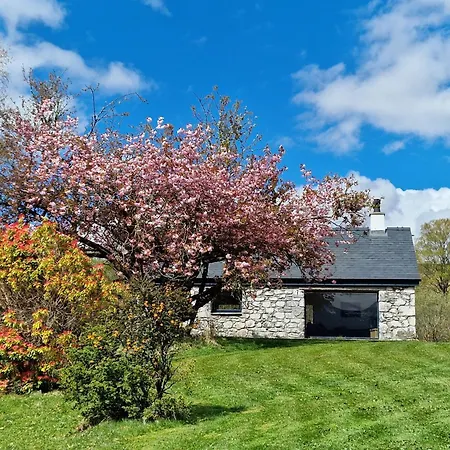 The Barn Villa Fort William Exterior photo